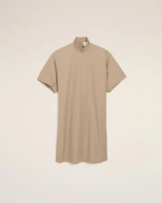 Abito beige in cotone con colletto alla coreana e abbottonatura
