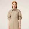 Abito camicia aderente in cotone beige
