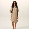 Abito camicia ampio Ami de Coeur in lana vergine beige Abito camicia ampio Ami de Coeur in lana vergine beige