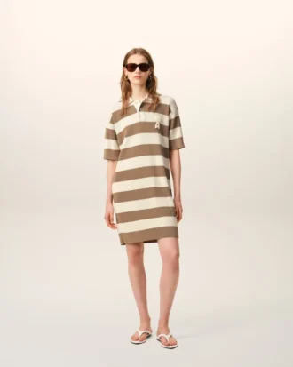 Abito polo in cotone bianco e marrone con toppa Ami de Coeur