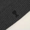 Ami de Coeur Beanie in lana grigia