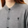Ami de Coeur Cardigan in lana grigia con collo rotondo
