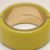 Anello laccato martellato in ottone verde Anello laccato martellato in ottone verde