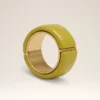 Anello laccato martellato in ottone verde Anello laccato martellato in ottone verde