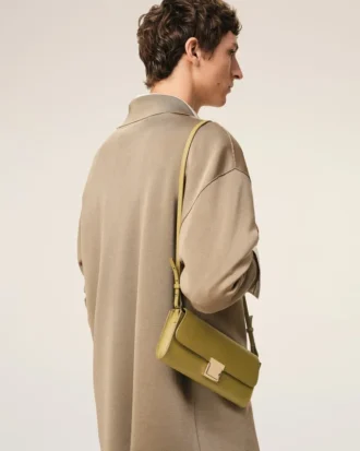 Astuccio Mimi in pelle di vacchetta verde