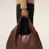 Borsa a tracolla Etienne in morbida pelle bordeaux