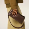 Borsa Carrousel in pelle liscia marrone Borsa Carrousel in pelle liscia marrone