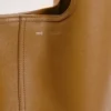 Borsa Hobo Etienne in morbida pelle gialla Borsa Hobo Etienne in morbida pelle gialla