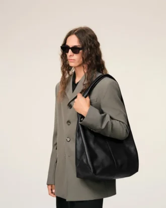 Borsa Hobo Etienne in pelle Taurillon nera