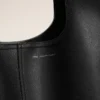 Borsa Hobo Etienne in pelle Taurillon nera Borsa Hobo Etienne in pelle Taurillon nera