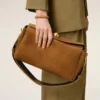 Borsa media Carrousel in pelle scamosciata marrone
