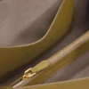 Borsa Mimi piccola in pelle di vacchetta verde Borsa Mimi piccola in pelle di vacchetta verde