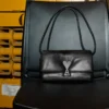 Borsa Voulez-Vous in pelle di vacchetta nera Borsa Voulez-Vous in pelle di vacchetta nera