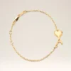 Bracciale sottile martellato Ami de Coeur in ottone dorato Bracciale sottile martellato Ami de Coeur in ottone dorato