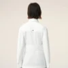 Camicia aderente in cotone bianco con colletto a punta Camicia aderente in cotone bianco con colletto a punta
