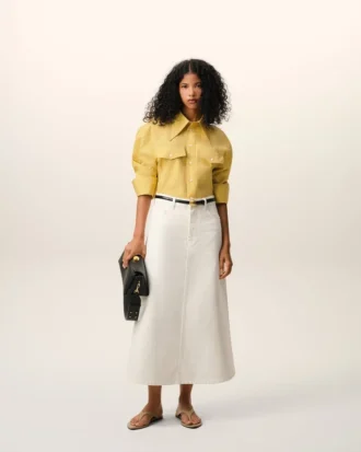 Camicia aderente in cotone giallo con colletto a punta