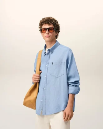 Camicia Ami de Coeur in cotone blu con ricamo, dal taglio squadrato