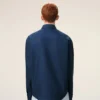 Camicia Ami de Coeur in cotone blu con ricamo, dal taglio squadrato Camicia Ami de Coeur in cotone blu con ricamo, dal taglio squadrato