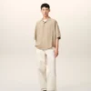 Camicia boxy Ami Paris ricamata a maniche corte beige Camicia boxy Ami Paris ricamata a maniche corte beige