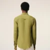 Camicia verde in misto seta con colletto a punta Camicia verde in misto seta con colletto a punta