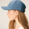 Cappellino in denim blu con ricamo “Ami de Coeur” Cappellino in denim blu con ricamo “Ami de Coeur”