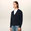 Cardigan in lana blu con Ami de Coeur a contrasto