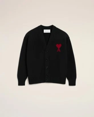 Cardigan in lana nera con Ami de Coeur a contrasto Cardigan in lana nera con Ami de Coeur a contrasto