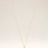 Collana con ciondolo “8” in ottone martellato dorato Collana con ciondolo “8” in ottone martellato dorato