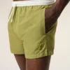 Costume da bagno corto in nylon verde Costume da bagno corto in nylon verde