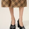 Décolleté con punta anatomica in pelle nera Décolleté con punta anatomica in pelle nera