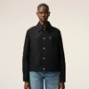 Giacca Ami de Coeur in nylon nero con bottoni a pressione Giacca Ami de Coeur in nylon nero con bottoni a pressione