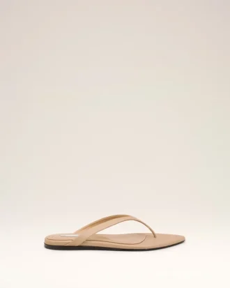 Infradito a punta in pelle di agnello beige