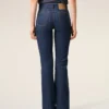 Jeans bootcut in cotone blu Jeans bootcut in cotone blu