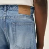 Jeans in cotone blu dal taglio classico Jeans in cotone blu dal taglio classico