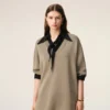 Maglia a maniche corte in lana beige con scollo a V Maglia a maniche corte in lana beige con scollo a V