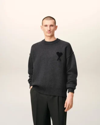 Maglia Ami de Coeur a girocollo in lana grigia