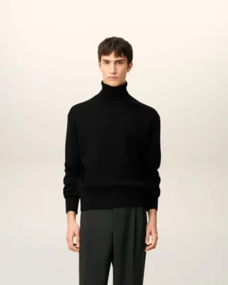 Maglia Ami de Coeur con collo alto in lana nera