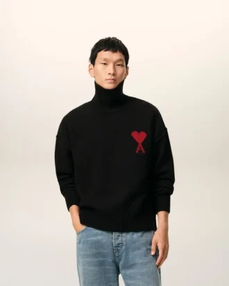 Maglione nero in lana con collo a imbuto e Ami de Coeur a contrasto