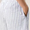 Pantaloncini bianchi in cotone elasticizzato Pantaloncini bianchi in cotone elasticizzato