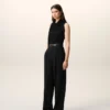 Pantaloni larghi a vita alta in lana vergine nera