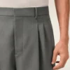 Pantaloni larghi a vita bassa in lana vergine grigia