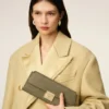 Pochette Mimi in pelle liscia verde Pochette Mimi in pelle liscia verde