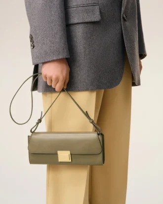 Pochette Mimi in pelle liscia verde