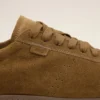 Sneakers morbide in pelle di vacchetta marrone Sneakers morbide in pelle di vacchetta marrone