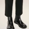 Stivaletti Chelsea con punta anatomica in pelle nera