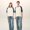 T-shirt Ami de Coeur in cotone bianco e blu con toppa in maglia