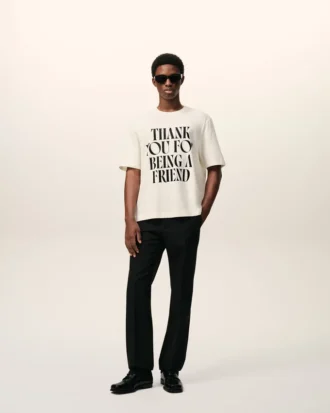 T-shirt bianca in cotone con stampa distintiva