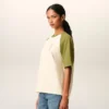 T-shirt in cotone bianco e verde con toppa Ami de Coeur lavorata a maglia
