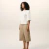 Top aderente a maniche corte in cotone bianco Top aderente a maniche corte in cotone bianco