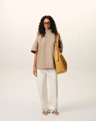 Top Ami De Coeur in cotone beige con colletto rialzato e bottoni